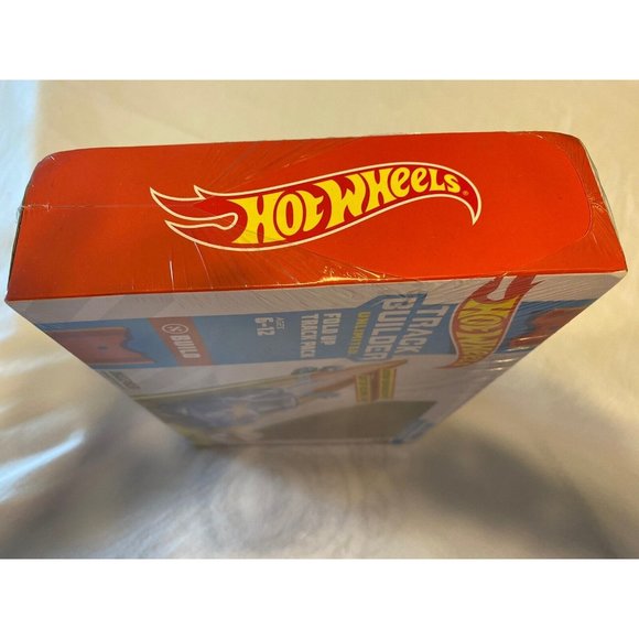 Hot Wheels Track Builder Unlimited Fold Up Track Pack Build and Rebuild!! NEW - Picture 2 of 6